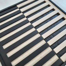 Load image into Gallery viewer, WoodDesign - Stripes