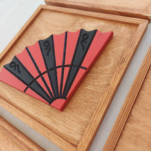 Load image into Gallery viewer, WoodArt - Geisha(Walnut)