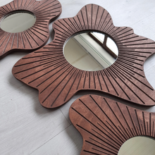 Load image into Gallery viewer, WoodMirror- Irregular