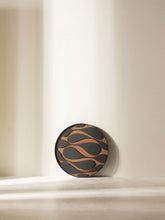 Load image into Gallery viewer, WoodDesign - Loop
