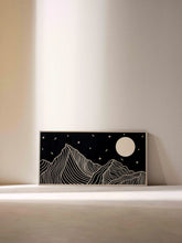 Load image into Gallery viewer, WoodBlack - Night
